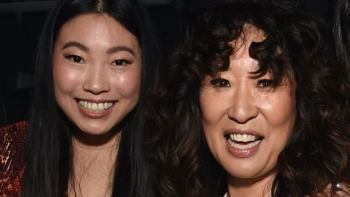 Awkwafina y Sandra Oh serán hermanas en lo nuevo de Netflix