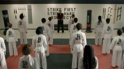 'Cobra Kai' calienta motores para el estreno de su tercera temporada en Netflix