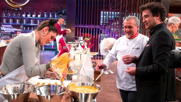 El frenazo de 'MasterChef 7' le permite liderar a la baja frente a 'Allí abajo'