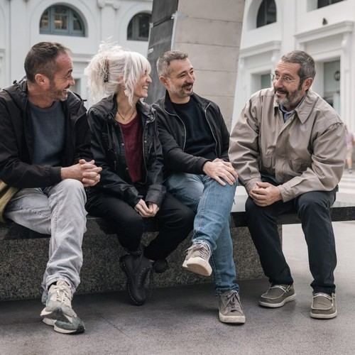 Disney+ lanza la serie documental 'Abandonados' sobre tres hermanos en busca de su identidad