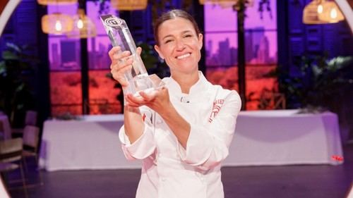 Gabriela Hinojosa se corona campeona de MasterChef 13 en una emocionante final