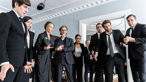 ‘Un funeral de locos’: La nueva comedia de Manuel Gómez Pereira con un elenco estelar