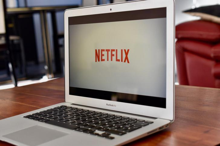 Netflix aporta un millón de euros a una línea de ayudas audiovisuales en España