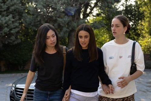 Movistar Plus+ lanza avance de su nueva serie 'Se tiene que morir mucha gente'