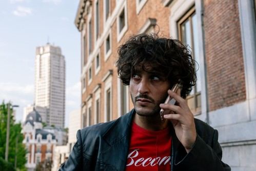 Movistar Plus revela las primeras imágenes de 'Domani', su nueva película de Santos Bacana