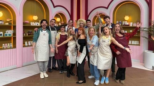 Los concursantes de 'Top Chef: Dulces y Famosos' enfrentan un reto de repostería malaya