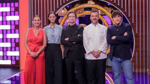 Victoria de Marichalar y Bertín Osborne acompañan a los semifinalistas de MasterChef Celebrity 10